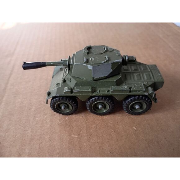 Corgi Toys Saladin 6 Wheeled Military Armored Car Tank Vehicle - Picture 6 of 6